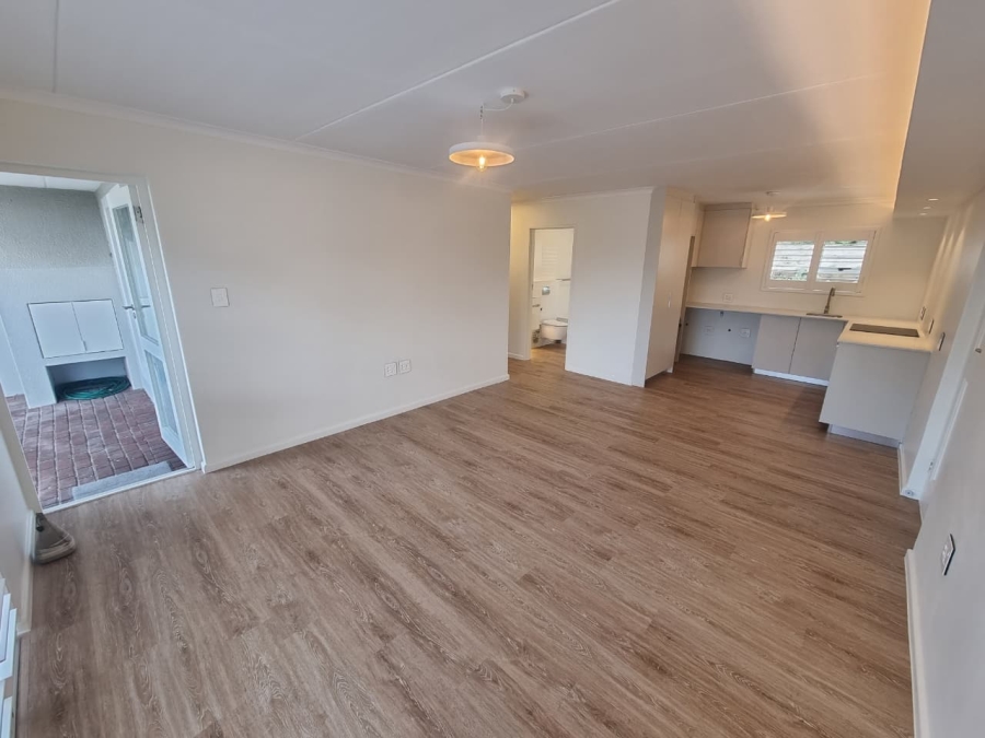 To Let 2 Bedroom Property for Rent in Big Bay Western Cape